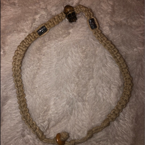 HANDMADE TIED NECKLACE - Picture 1 of 2